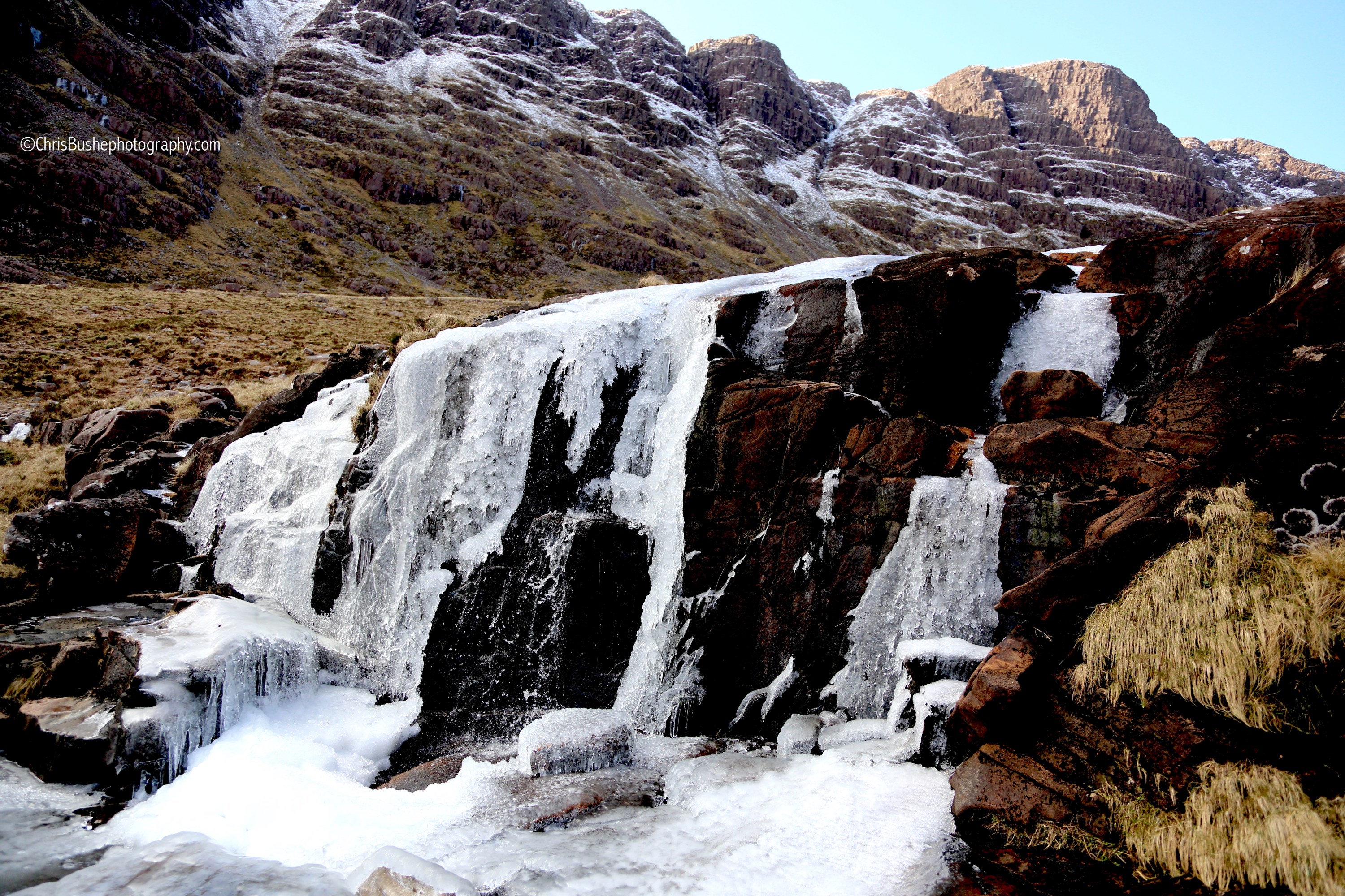 FROZEN WATERFALL SCOTLAND APPLECROSS 2017