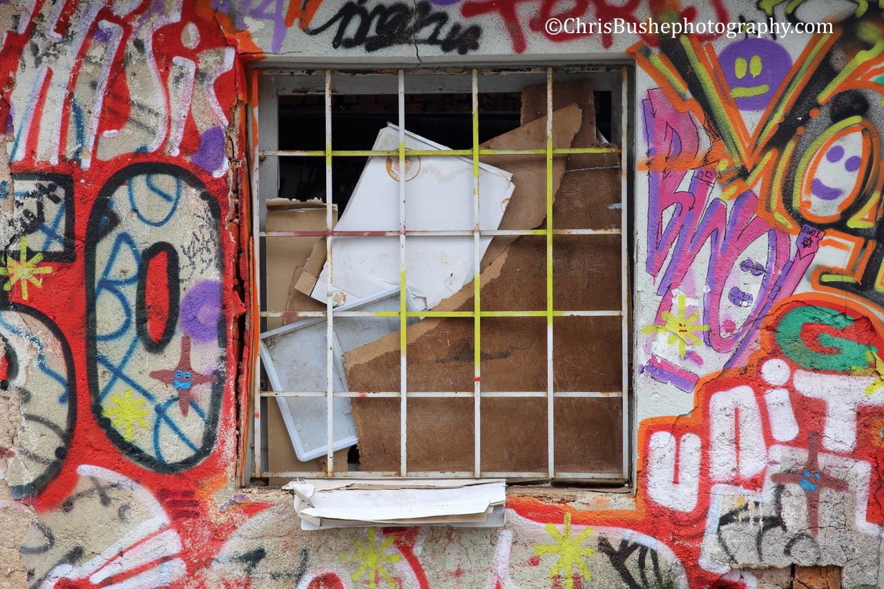 Ljubljana street art in Metalkova